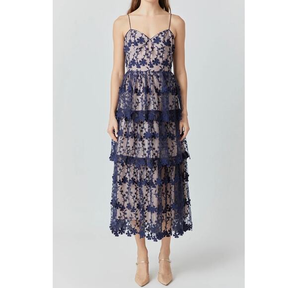 Endless Rose‎ Lace Dress - Picture 5 of 12